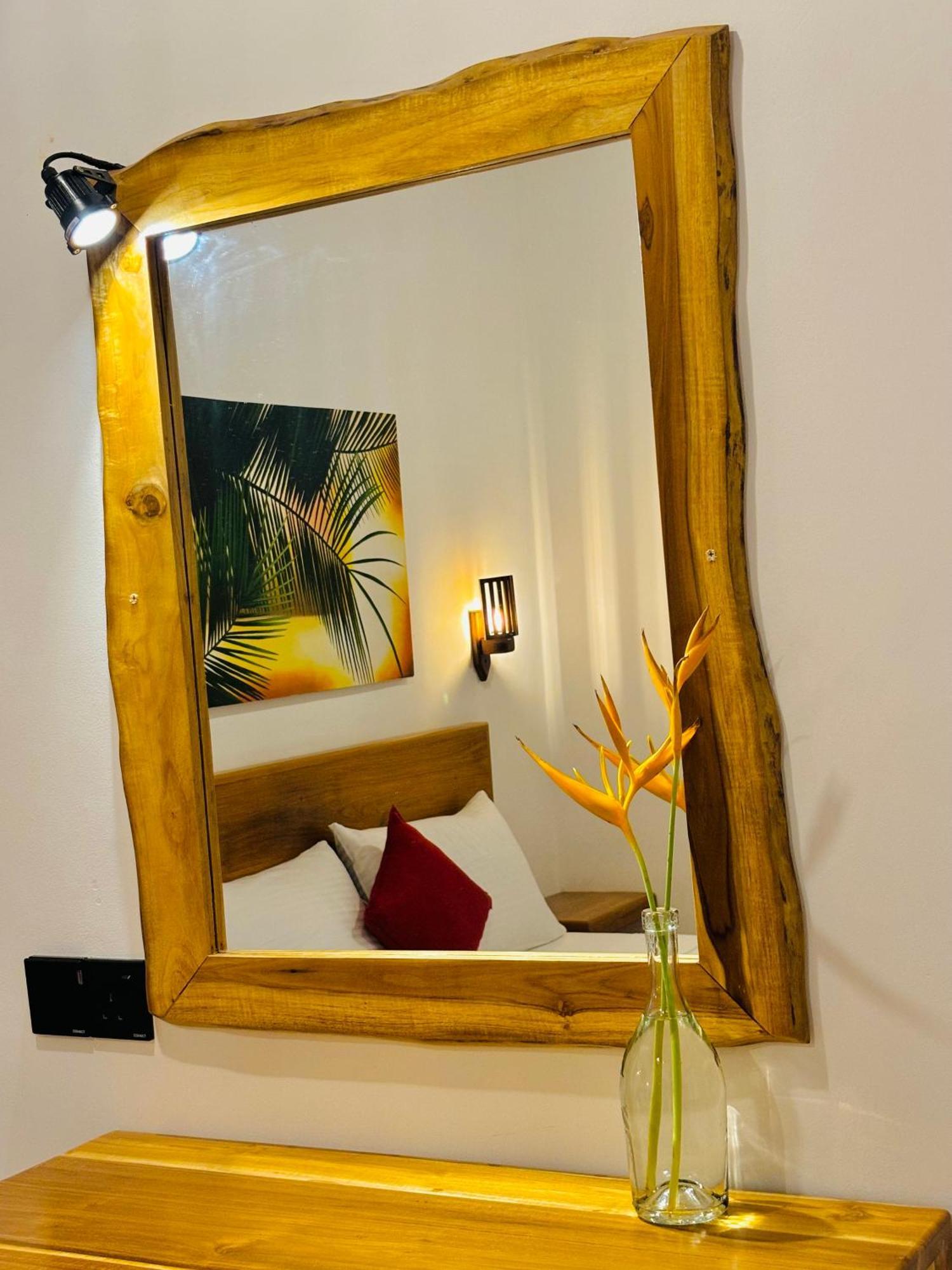 Breeze Bay Villa Диквела Екстериор снимка