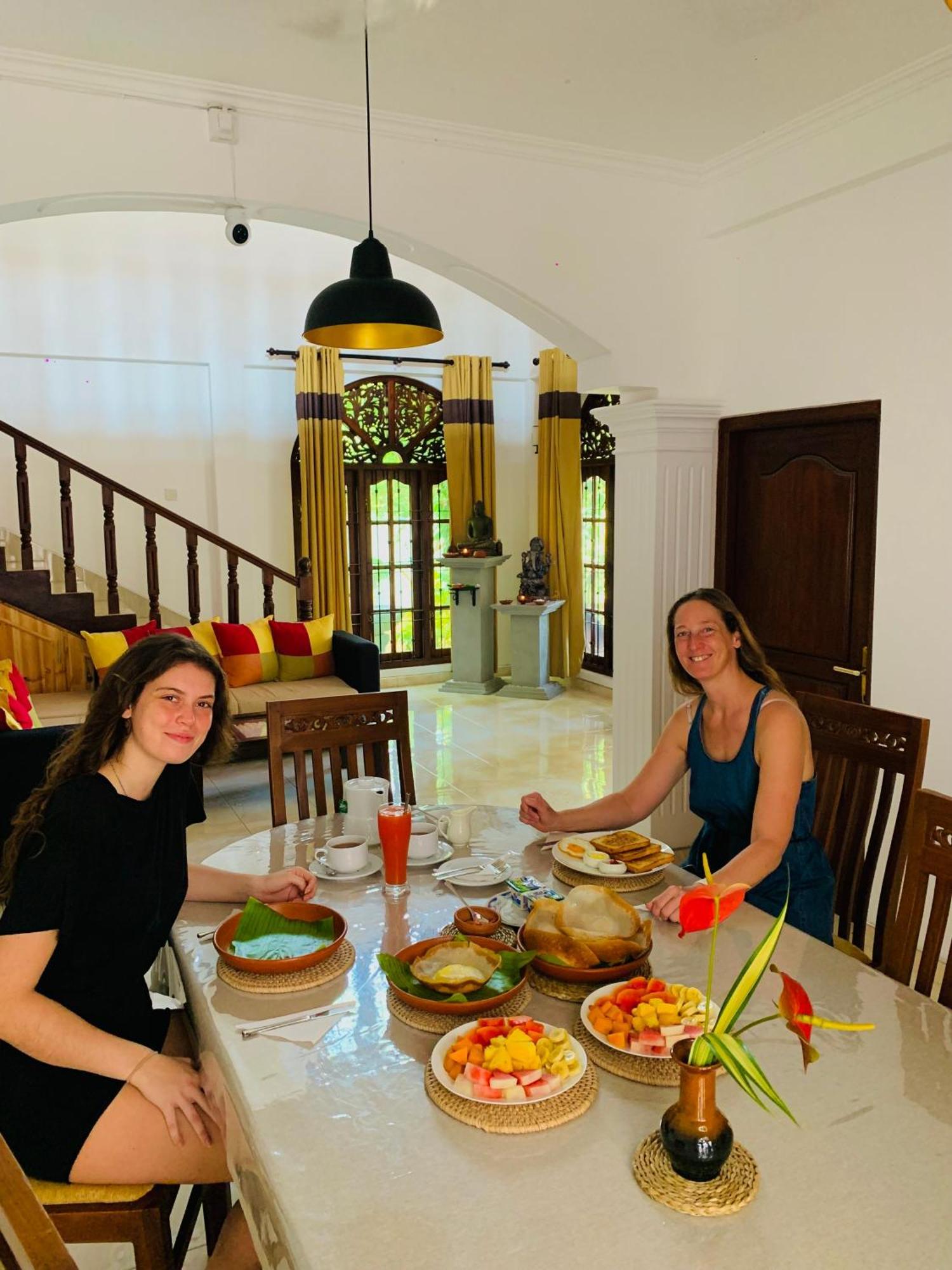 Breeze Bay Villa Диквела Екстериор снимка