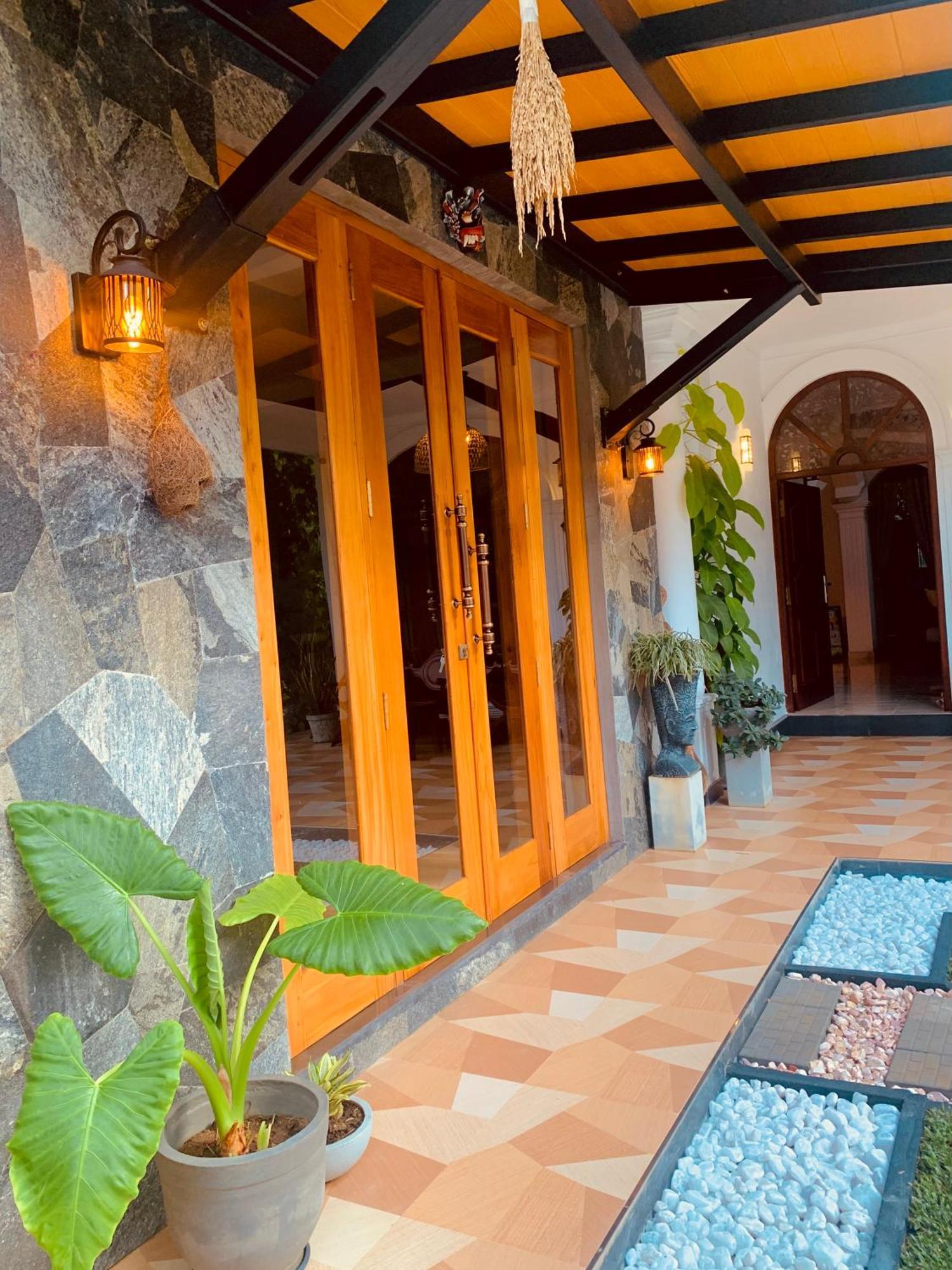 Breeze Bay Villa Диквела Екстериор снимка