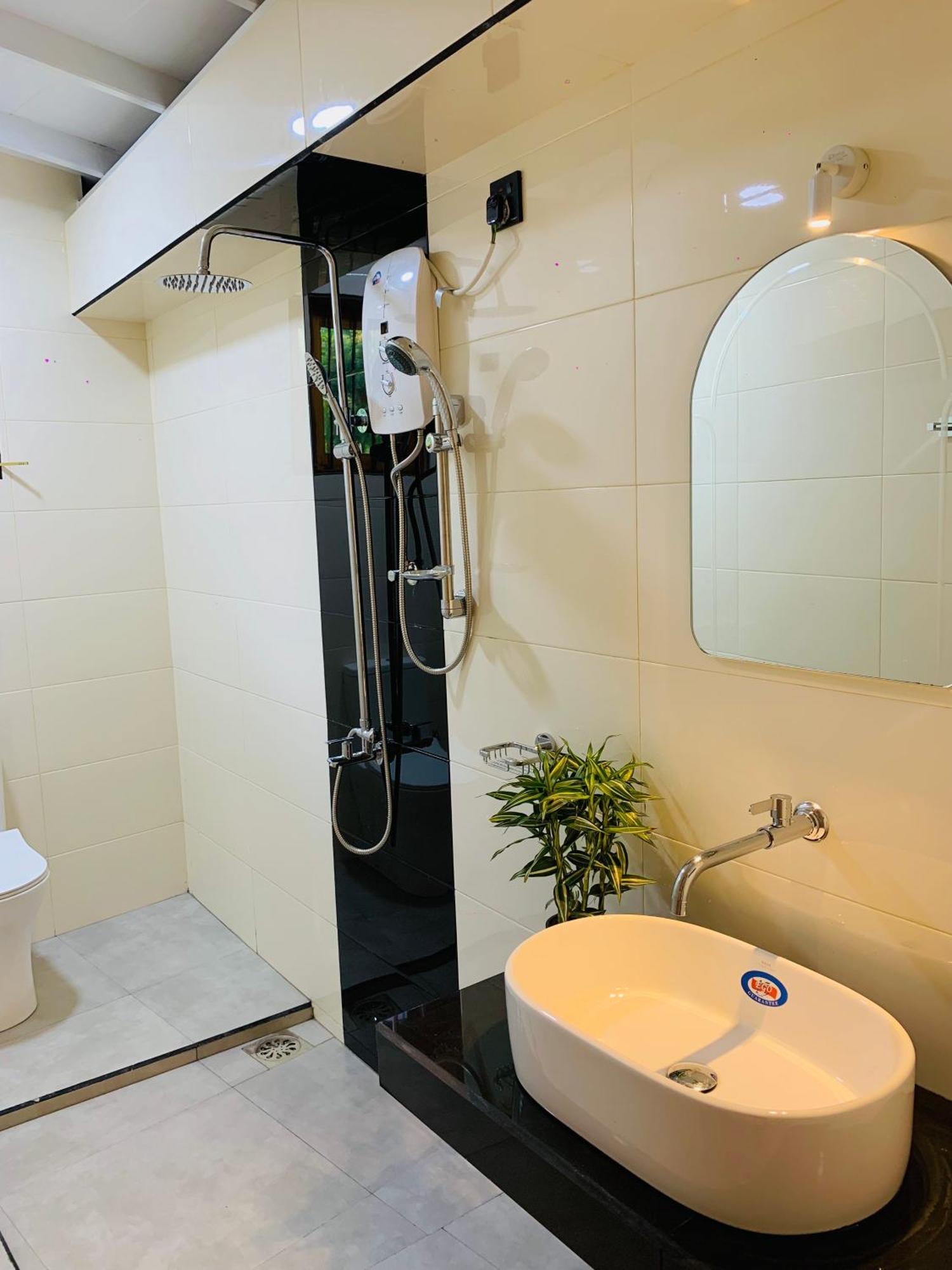 Breeze Bay Villa Диквела Екстериор снимка